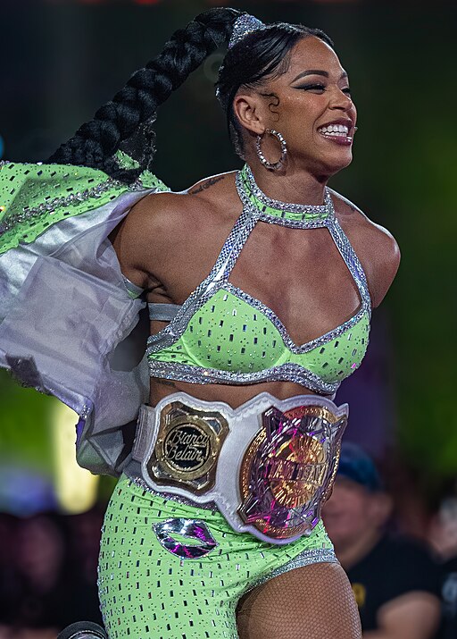 512px-Bianca_Belair_RR25_(cropped)